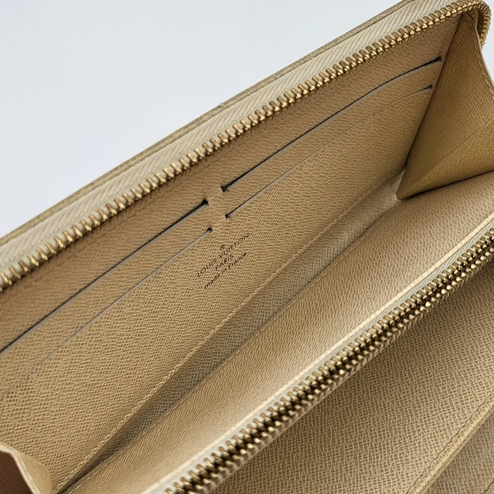 Louis Vuitton Damier Azur Zippy Long Wallet. Authentic....